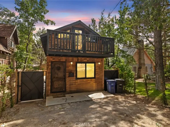 547 Holmes Ln, Sugarloaf, CA 92386
