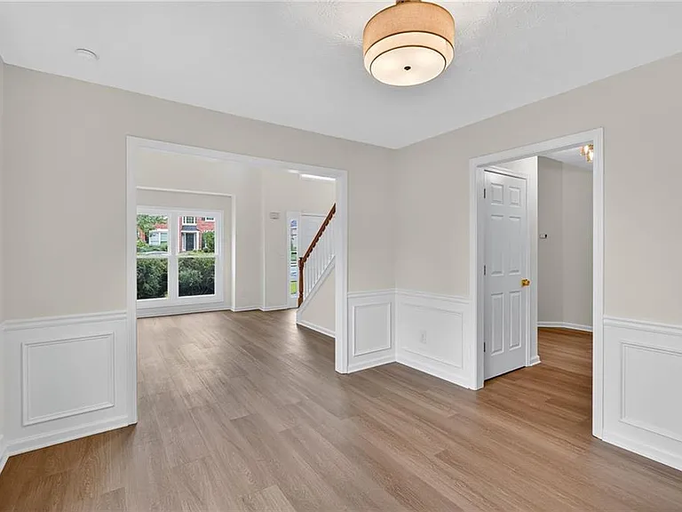 2845 Factor Walk Blvd — Photo 10