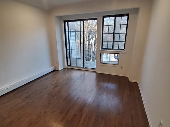 81-18 138th St #3, Jamaica, NY 11435