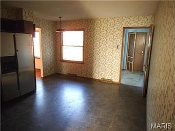 5th image of 2619 Shannon Ave