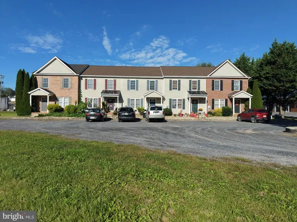 602 Mill Race Ct #605, Petersburg, WV 26847