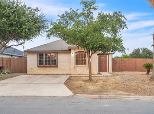 1121 Coolidge Dr, Laredo, TX 78046