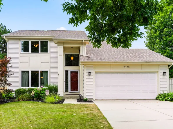 5179 Alder Ct, Gurnee, IL 60031