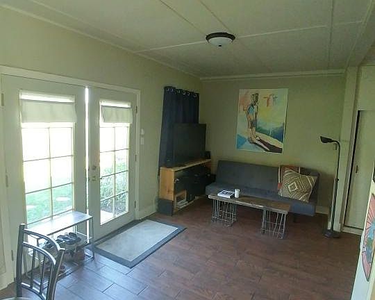 4th image of 2318 31st St