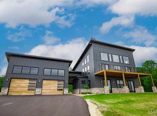 2813 Tyrol Ridge Dr, Innsbrook, MO 63390