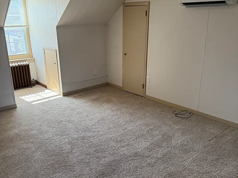 49 E High St #2 — Photo 7
