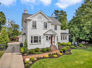 19462 Beach Cliff Blvd, Rocky River, OH 44116