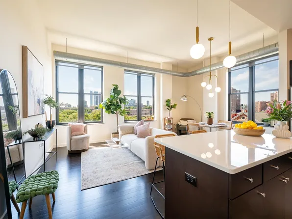 232 Pavonia Ave APT 717, Jersey City, NJ 07302