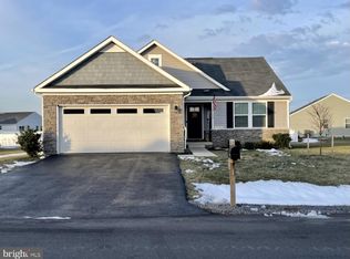 192 Banks Ave, Bunker Hill, WV 25413