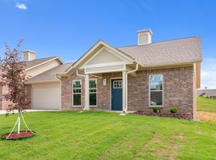 2011 Silver Bay Ct, Mountain Home, AR 72653