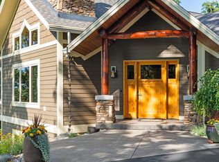 2157 S Ridge Rd, Lake Leelanau, MI 49653