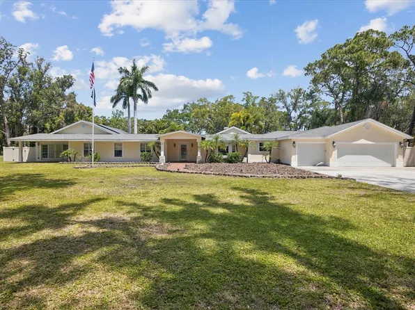 12755 74th Ave N, Seminole, FL 33776