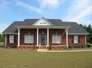 39 Owensby Mill Rd, Winterville, GA 30683