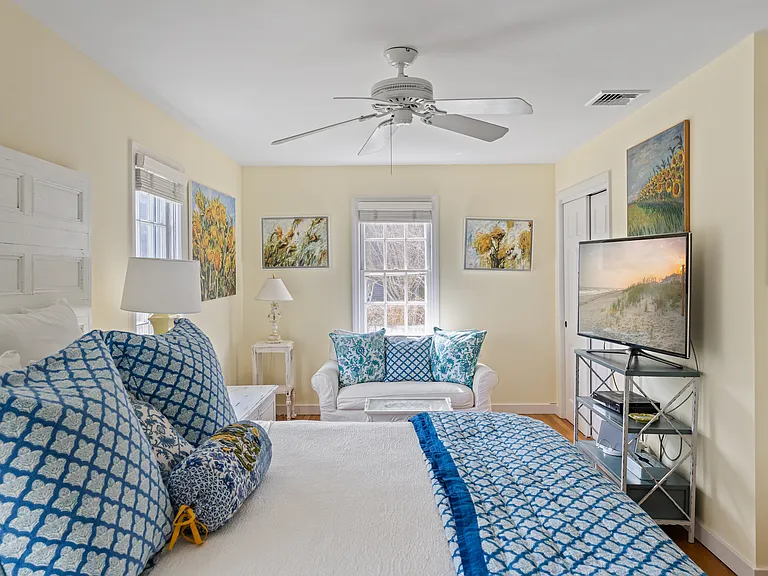 330 Ocean Rd — Photo 27