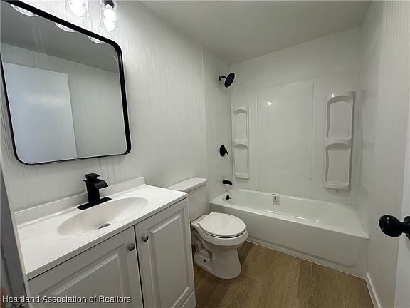 5th image of 22 Siesta Ln