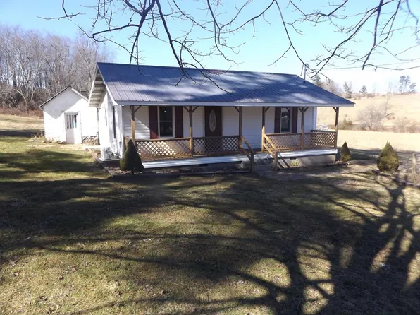 23 Woodhaven Dr, Fancy Gap, VA 24328
