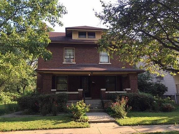2nd image of 332 Kenilworth Ave