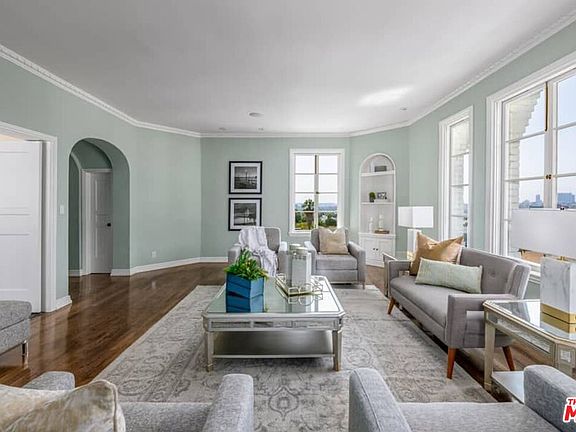 2nd image of 1416 Havenhurst Dr APT 5A
