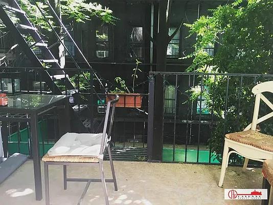 Rented by Cayenne Realty Group | media 29