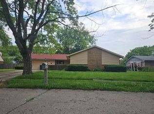 3004 W Twickingham Dr, Muncie, IN 47304