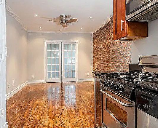 3rd image of 380 E 10th St Front 1D