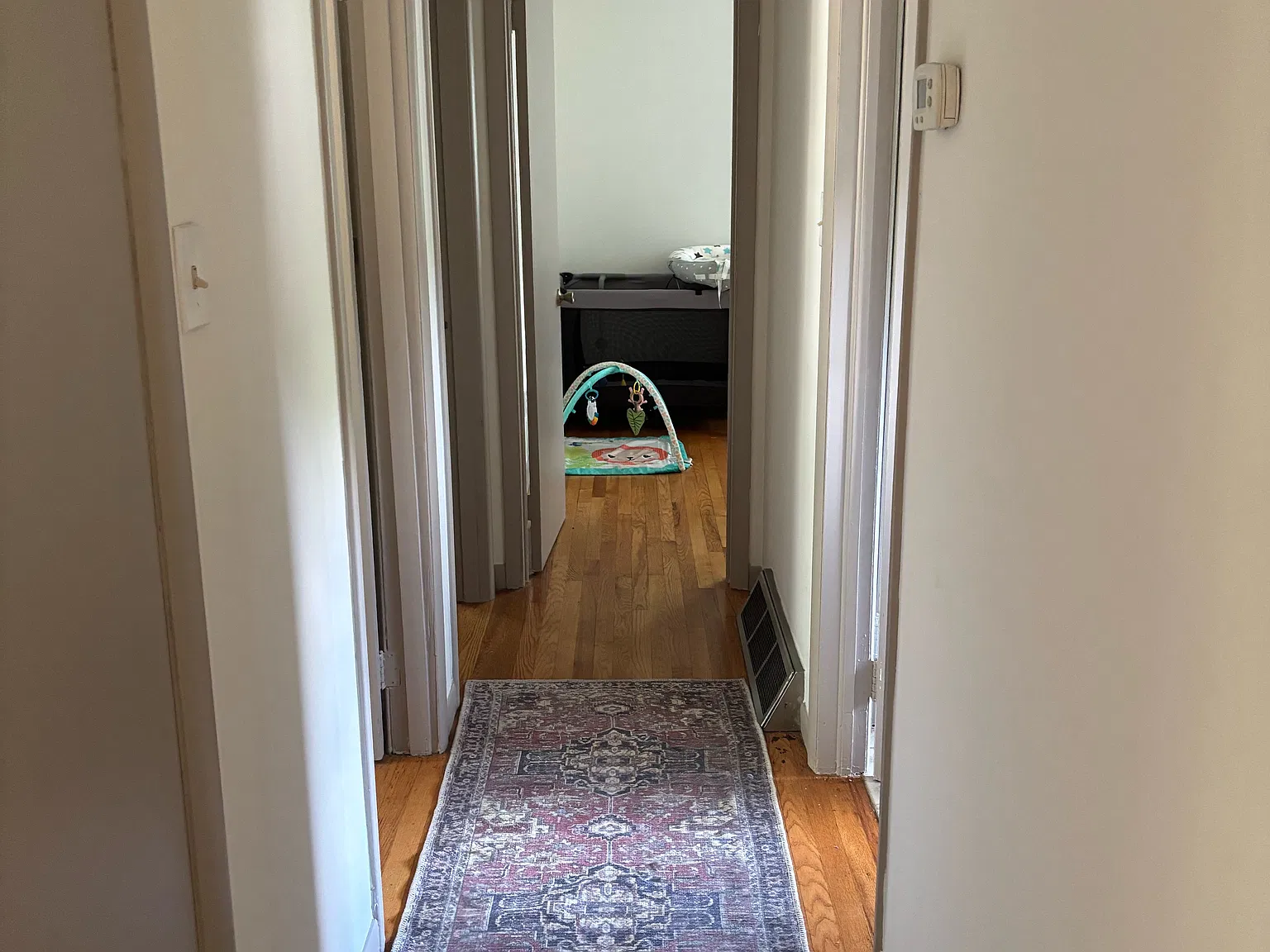 162 Davenport Rd — Photo 3