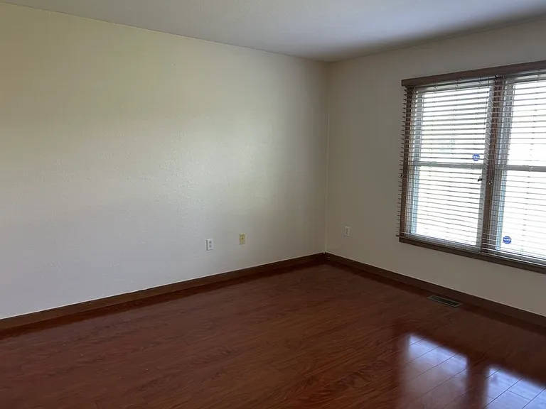5844 Wyndstone Dr — Photo 11