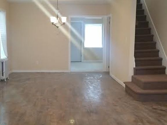 5th image of 107-10 Wren Pl