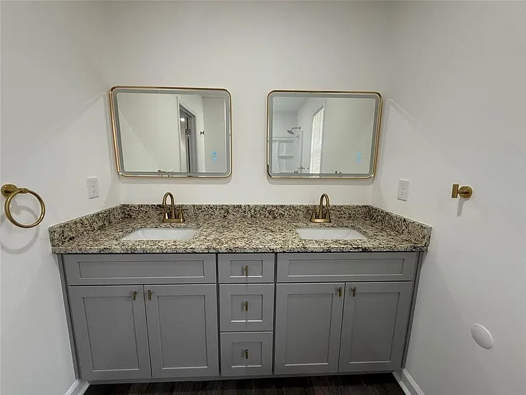 1040 Palmetto Ave SW — Photo 9