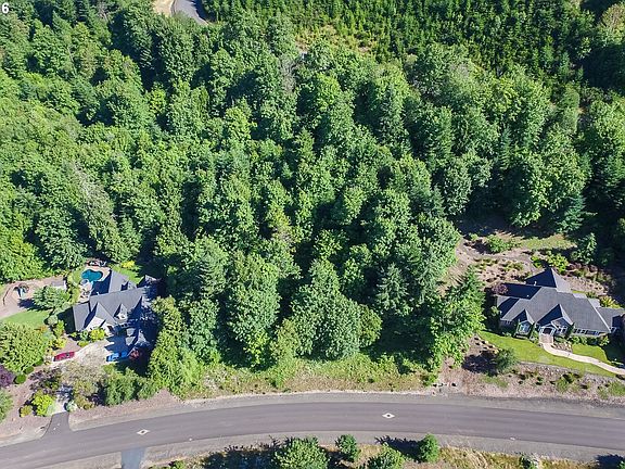3rd image of 17934 SW Snowberry Ct