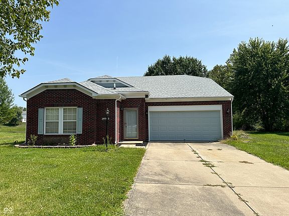 2nd image of 257 Creekside Cir
