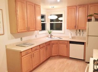 2043 Palm Ave, Redwood City, CA 94061