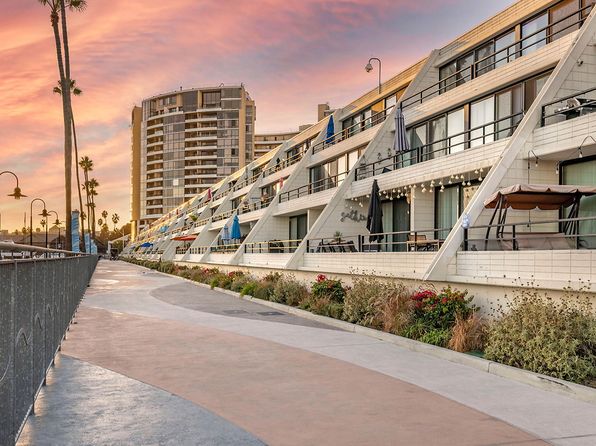 4333 Admiralty Way #1210