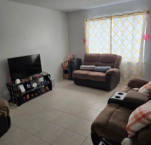 1410 Ridge Lake Ct #1410 — Photo 4