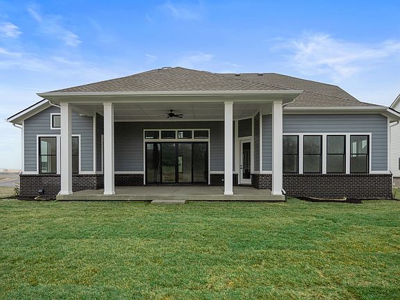 4th image of 1423 Chatham Hills Blvd