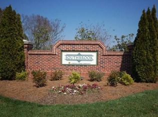 8717 Napa Ridge Ct, Charlotte, NC 28277