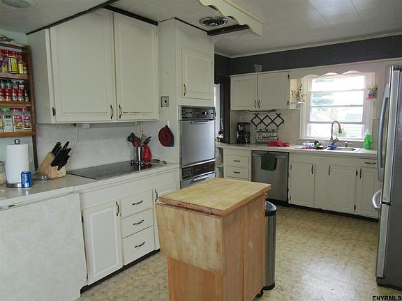 4th image of 107 Royal Dr