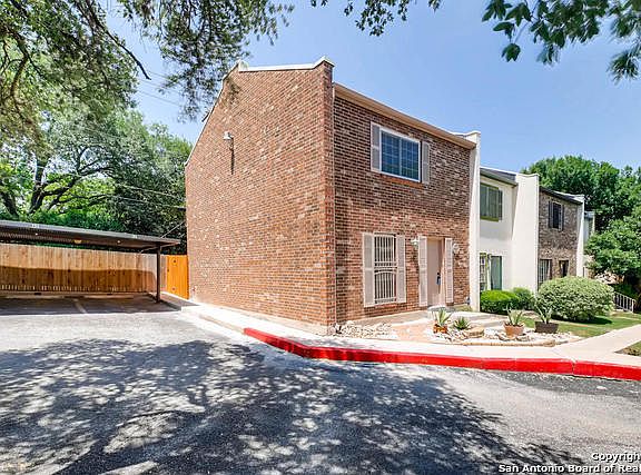 3rd image of 6427 Wurzbach Rd APT 62