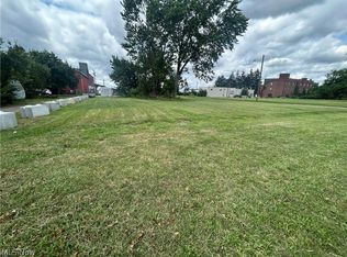 Wells Ave SW, Canton, OH 44707