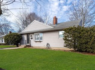 6 Bartlett Rd, Danvers, MA 01923