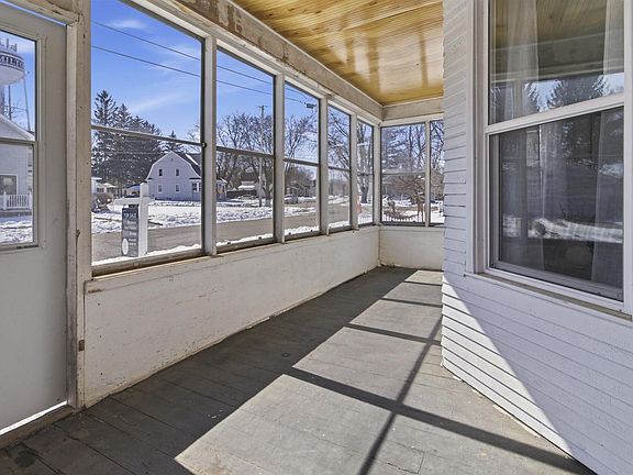 4th image of 736 Ansley Avenue