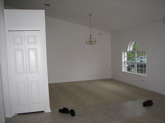 4th image of 1690 Walker St SE