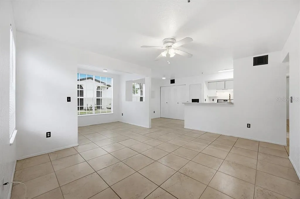 2 bed, 2.0 bath, 1078 sqft, $1,650 — Photo 3