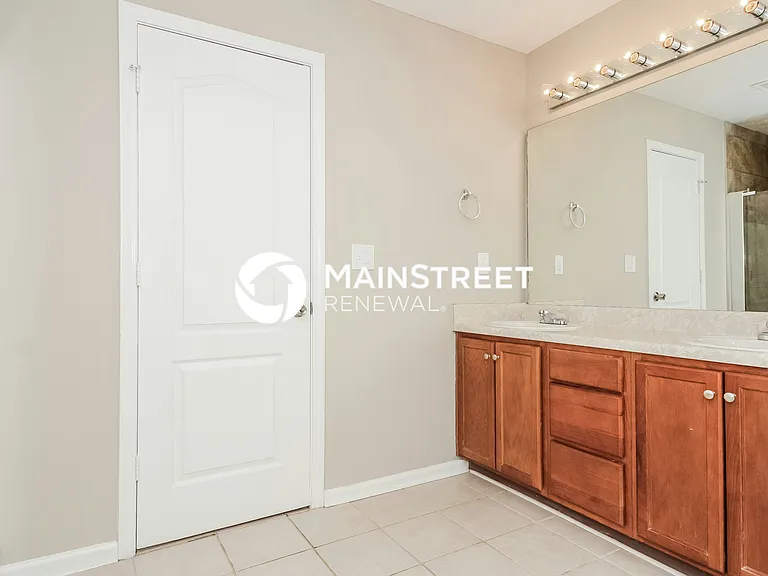 Main Bathroom