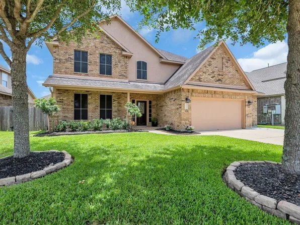 680 Cumberland Ridge Ln, League City, TX 77573