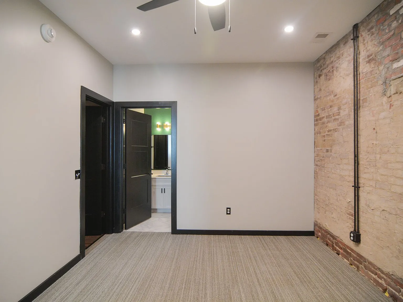 Trios Apartments — Photo 4