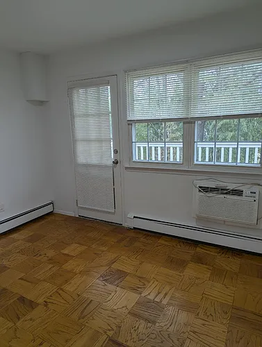 1 Hemlock Dr Photo 1