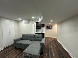 5457 Meadowcrest Ave #2, Mississauga, ON L5M0V7
