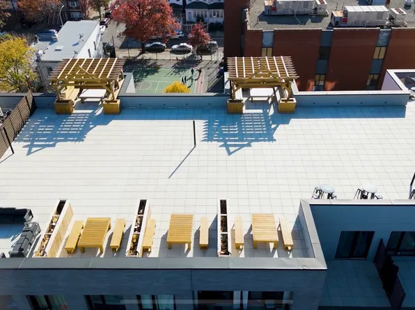 880 Rogers Avenue image 20 of 21