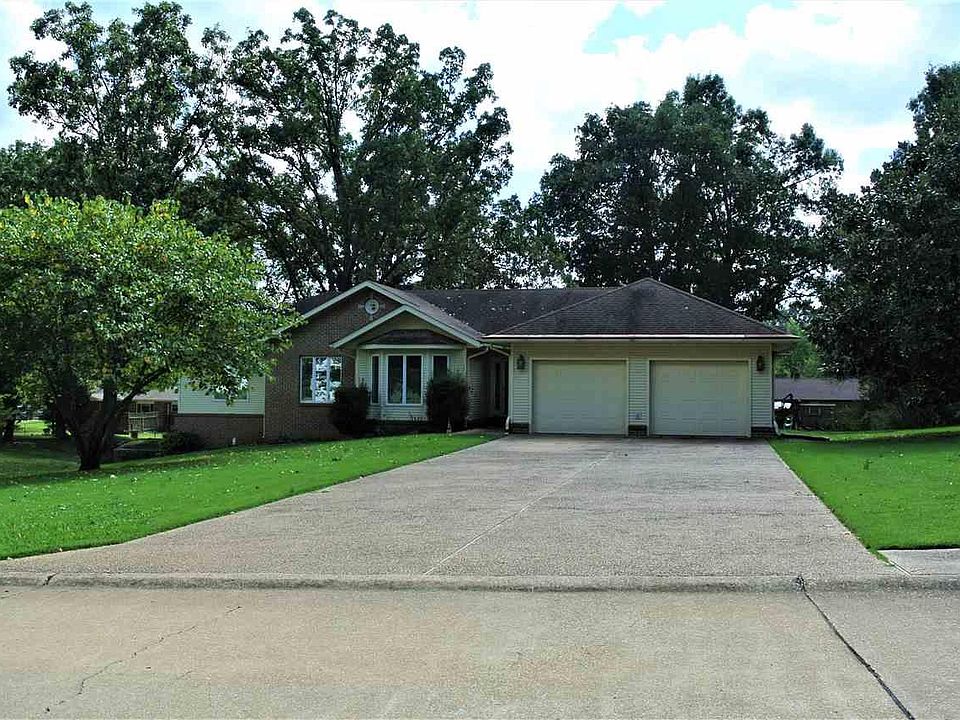 1st image of 1736 Whispering Oaks Pl